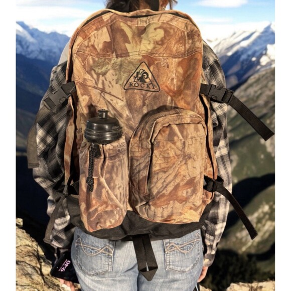 ROCKY GEAR REALTREE CAMO BACKPACK CAMPING HIKING Hunting BACKPACK WITH TERMO - Picture 1 of 9